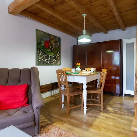 Apartament Sky's The Limit! Spacey Loft *