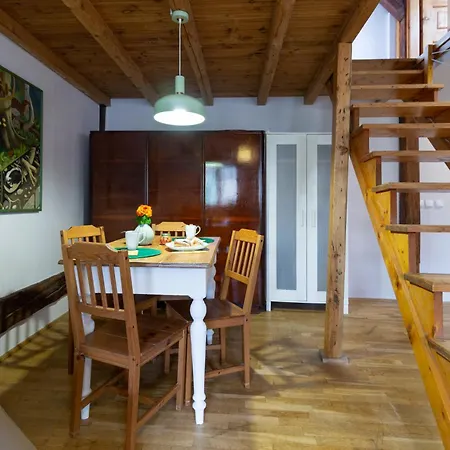 Sky's The Limit! Spacey Loft