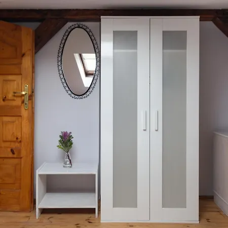 Sky's The Limit! Spacey Loft Krakau